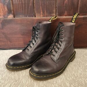 Dr. Martens Pascal Aged Grey Air Wair Leather Combat Boots Mens 10 Womens 11 EUC